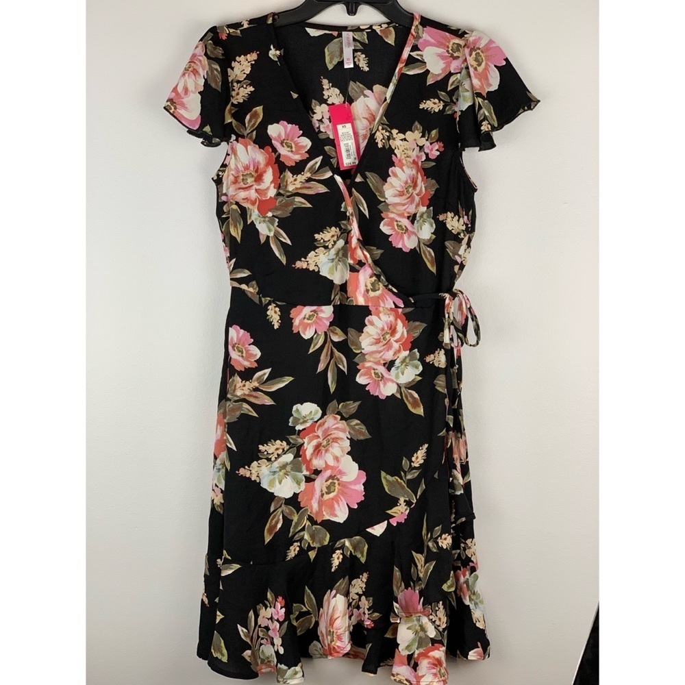 Xhilaration Floral Printed Dress‎ With Ruffle x